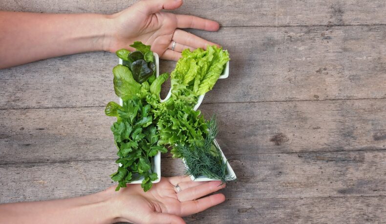Vitamina K: beneficii și contraindicații, simptome ale carenței