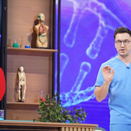 Medicul Mihail Pautov în platoul emisiunii MediCOOL